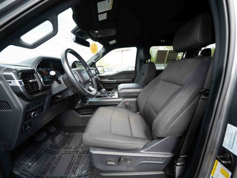 Used 2022 Ford F150 XLT w/ Equipment Group 302A High AWD/4WD image 9