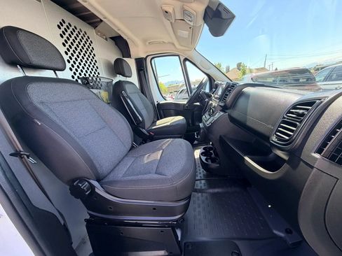 Used 2023 RAM ProMaster 2500 FWD image 17