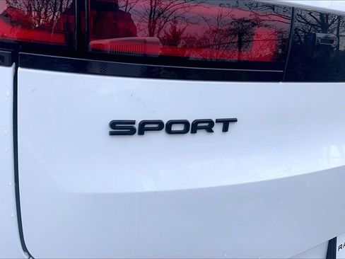 New 2025 Land Rover Range Rover Sport Dynamic SE image 15