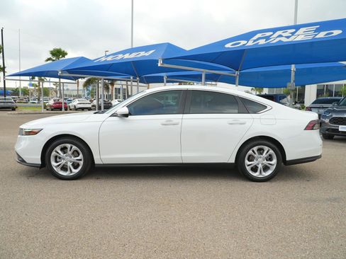 Used 2025 Honda Accord LX image 9