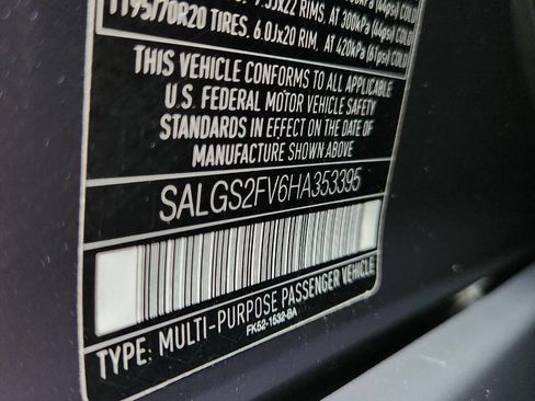 Used 2017 Land Rover Range Rover HSE image 55