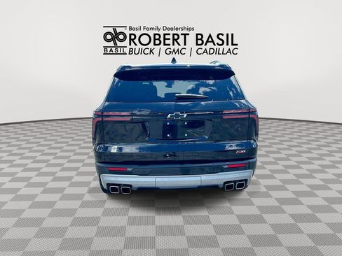 Used 2024 Chevrolet Traverse Z71 AWD/4WD image 7