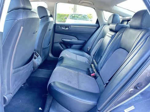 Used 2018 Honda Clarity Plug-In Hybrid image 15