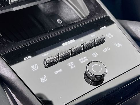 New 2026 Porsche Cayenne image 18