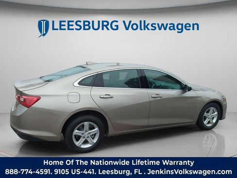 Used 2024 Chevrolet Malibu LT image 5