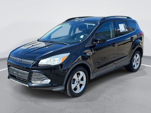 Used 2016 Ford Escape SE w/ Equipment Group 201A image 1