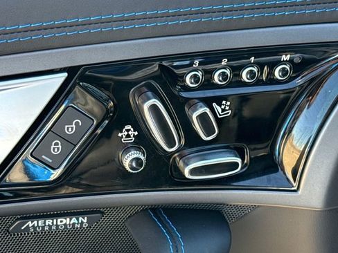 Used 2017 Jaguar F-TYPE S AWD/4WD image 19