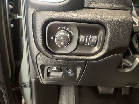 Used 2026 RAM 1500 Laramie AWD/4WD image 13