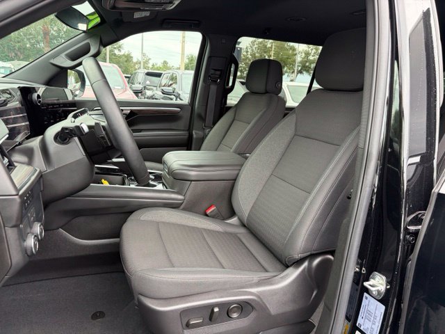 Certified 2025 Chevrolet Suburban LS w/ LPO, Dark Essentials Package RWD image 14
