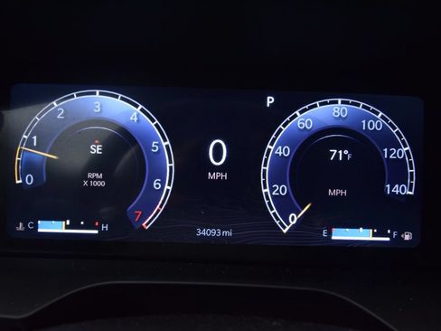 Used 2024 Jeep Grand Cherokee Limited w/ Luxury Tech Group II AWD/4WD image 20