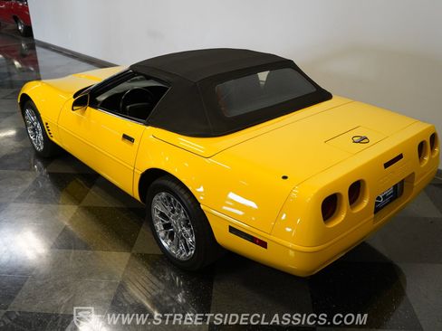 Used 1996 Chevrolet Corvette Convertible image 25