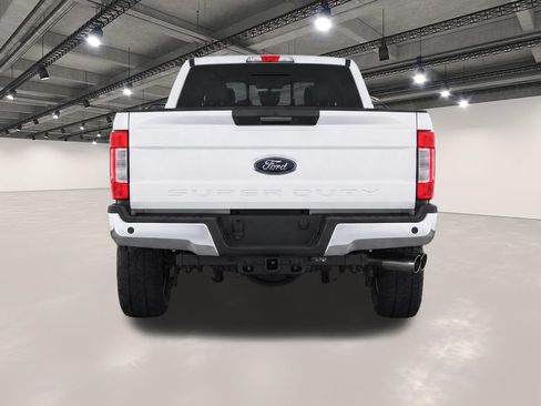 Used 2019 Ford F250 Lariat w/ Lariat Ultimate Package AWD/4WD image 6