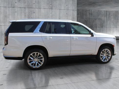 Used 2021 Cadillac Escalade Premium Luxury w/ Driver Assist Tech Package AWD/4WD image 6
