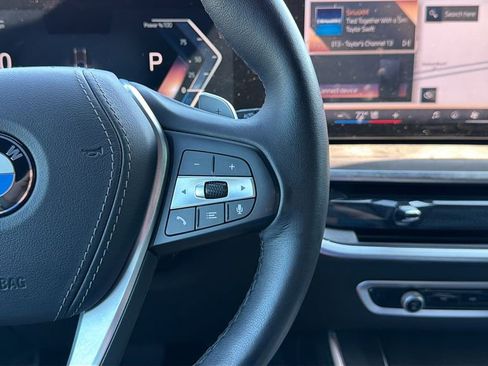 Used 2025 BMW X5 sDrive40i w/ Climate Comfort Package image 16