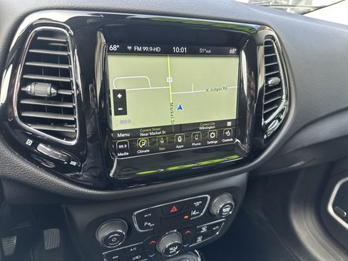 Used 2021 Jeep Compass Limited w/ Sun and Sound Group image 16