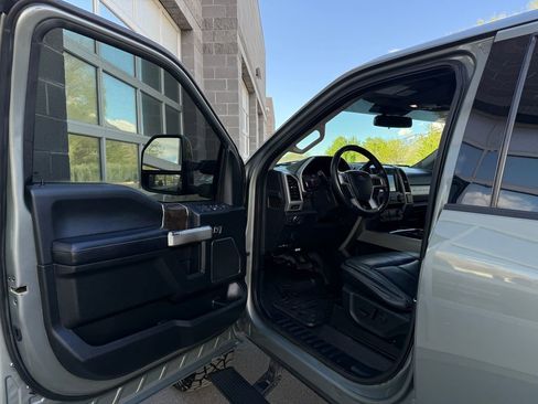 Used 2020 Ford F350 Lariat AWD/4WD image 33