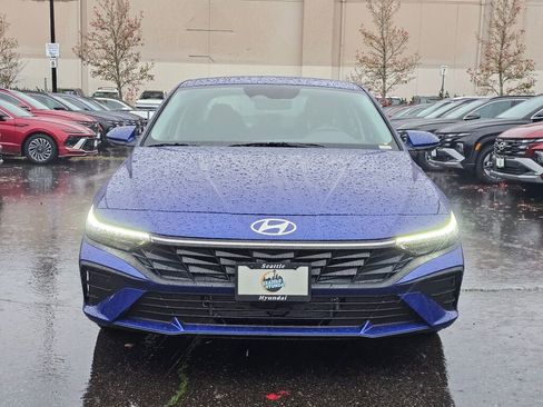 New 2026 Hyundai Elantra Blue image 2
