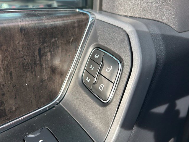 Used 2024 Ford F350 Lariat w/ Black Appearance Package AWD/4WD image 35