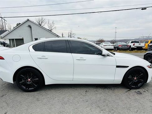 Used 2020 Jaguar XE S image 6
