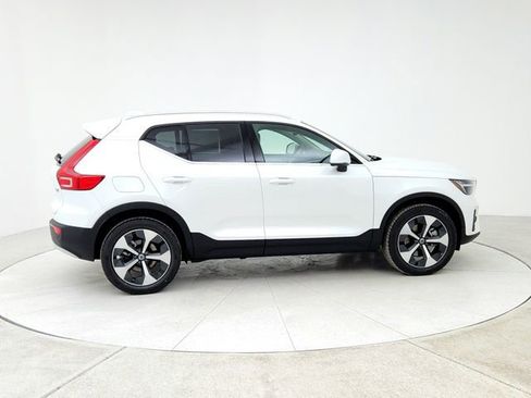 New 2025 Volvo XC40 B5 Core w/ Protection Package Premier image 4