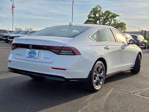 New 2026 Honda Accord EX-L image 4