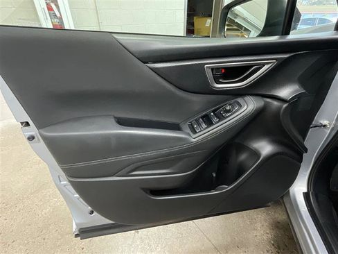 Used 2021 Subaru Forester image 9
