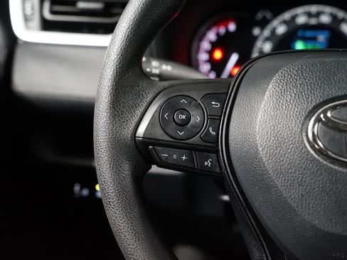 Used 2024 Toyota RAV4 XLE image 14