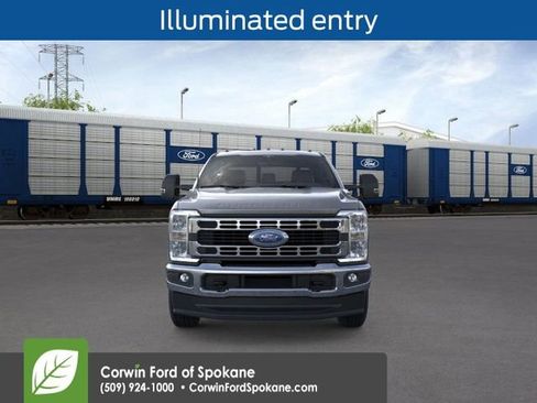 New 2026 Ford F350 XLT image 9