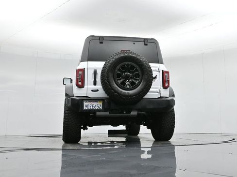 Used 2022 Ford Bronco Wildtrak image 48