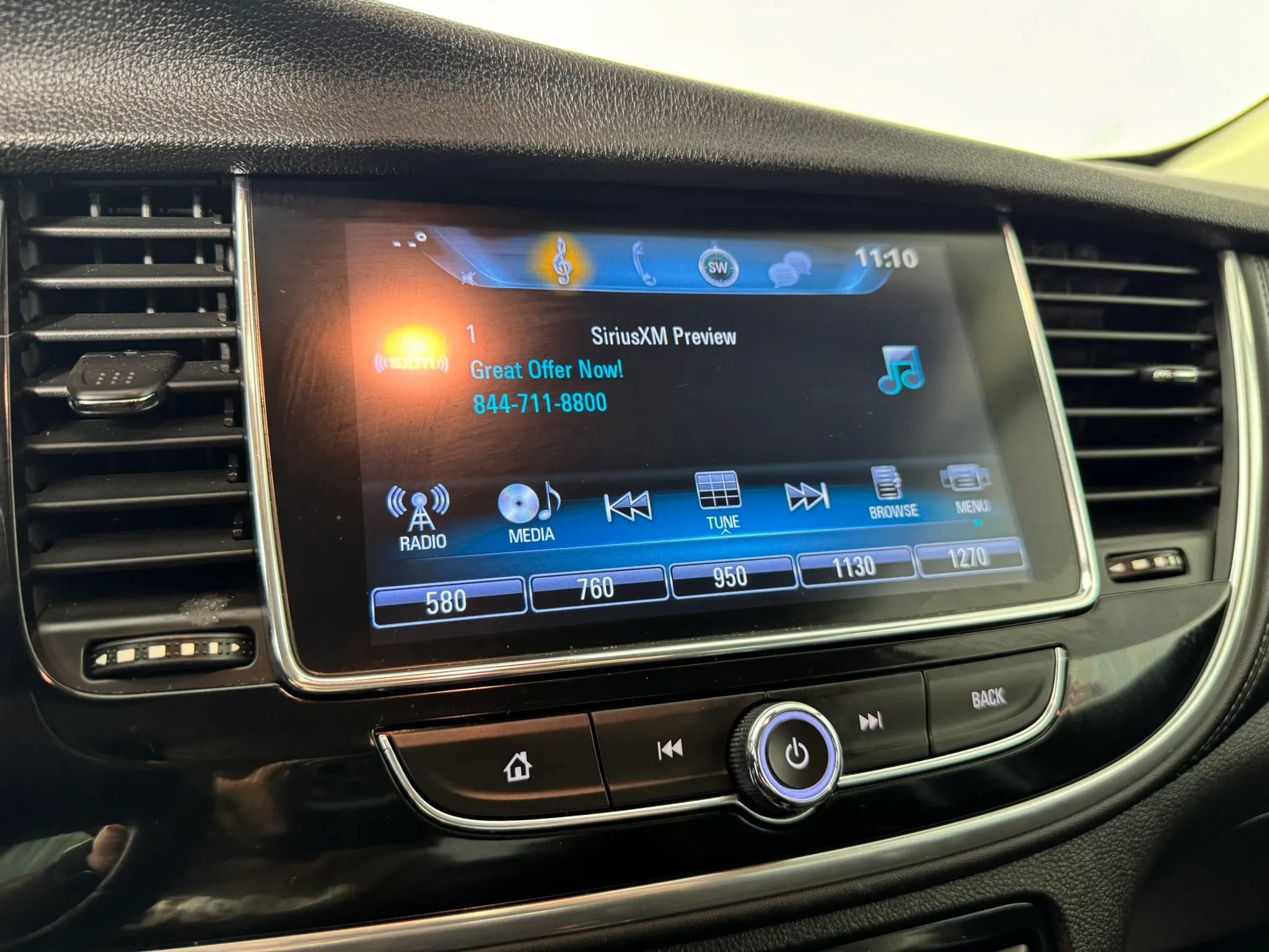 Used 2020 Buick Encore Preferred FWD image 19