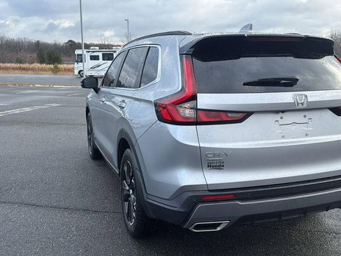Used 2023 Honda CR-V Sport Touring image 10