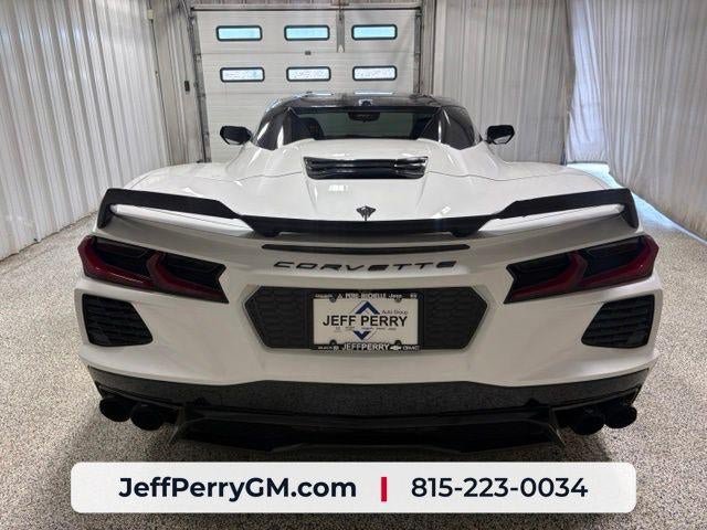 Used 2023 Chevrolet Corvette Stingray Premium Conv w/ Z51 Performance Package RWD image 4