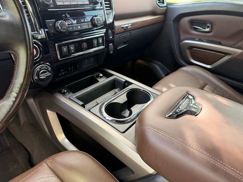 Used 2020 Nissan Titan Platinum Reserve w/ Protection Package 2 AWD/4WD image 13