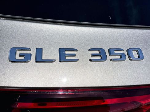 Used 2020 Mercedes-Benz GLE 350 w/ Premium Package image 10