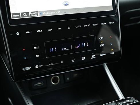 Certified 2024 Hyundai Tucson Limited image 38