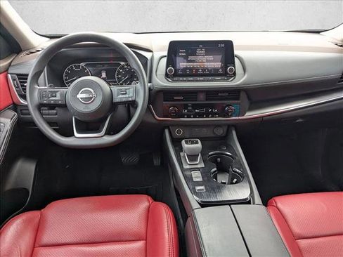 Used 2023 Nissan Rogue SV FWD image 17