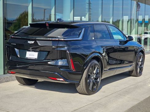 New 2027 Cadillac Lyriq Signature Sport w/ Nappa Leather Package AWD/4WD image 5