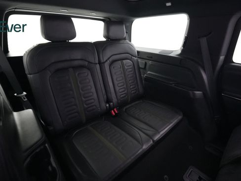 Used 2025 Rivian R1S Adventure AWD/4WD image 26