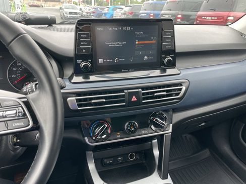 Used 2021 Kia Seltos S image 10