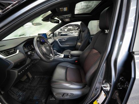 Used 2023 Toyota RAV4 XSE image 9