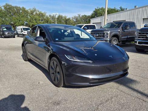 Used 2025 Tesla Model 3 Long Range RWD image 4