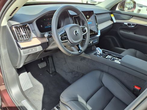 New 2026 Volvo XC90 T8 Plus w/ Protection Package Premier image 12