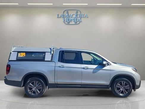 Used 2019 Honda Ridgeline Sport image 2