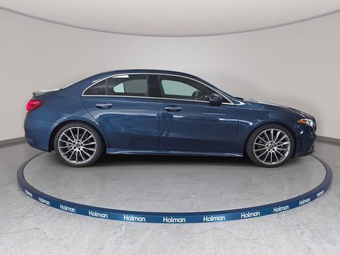 Used 2021 Mercedes-Benz A 220 image 6