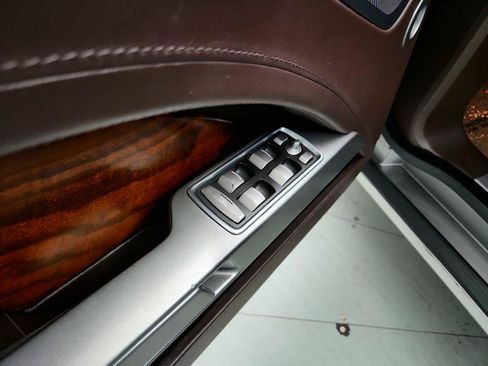 Used 2011 Aston Martin Rapide Luxe RWD image 18