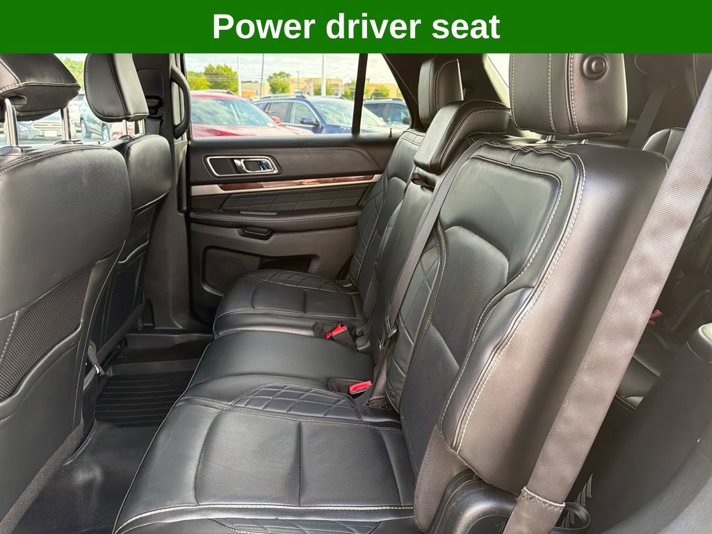 Used 2018 Ford Explorer Platinum AWD/4WD image 29