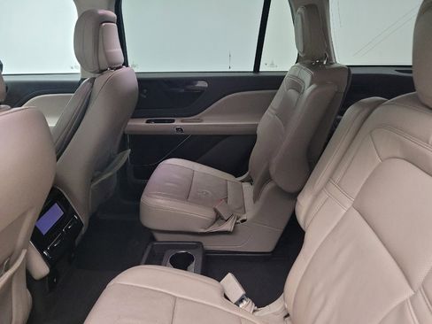 Used 2020 Lincoln Aviator Reserve w/ Equipment Group 201A AWD/4WD image 18