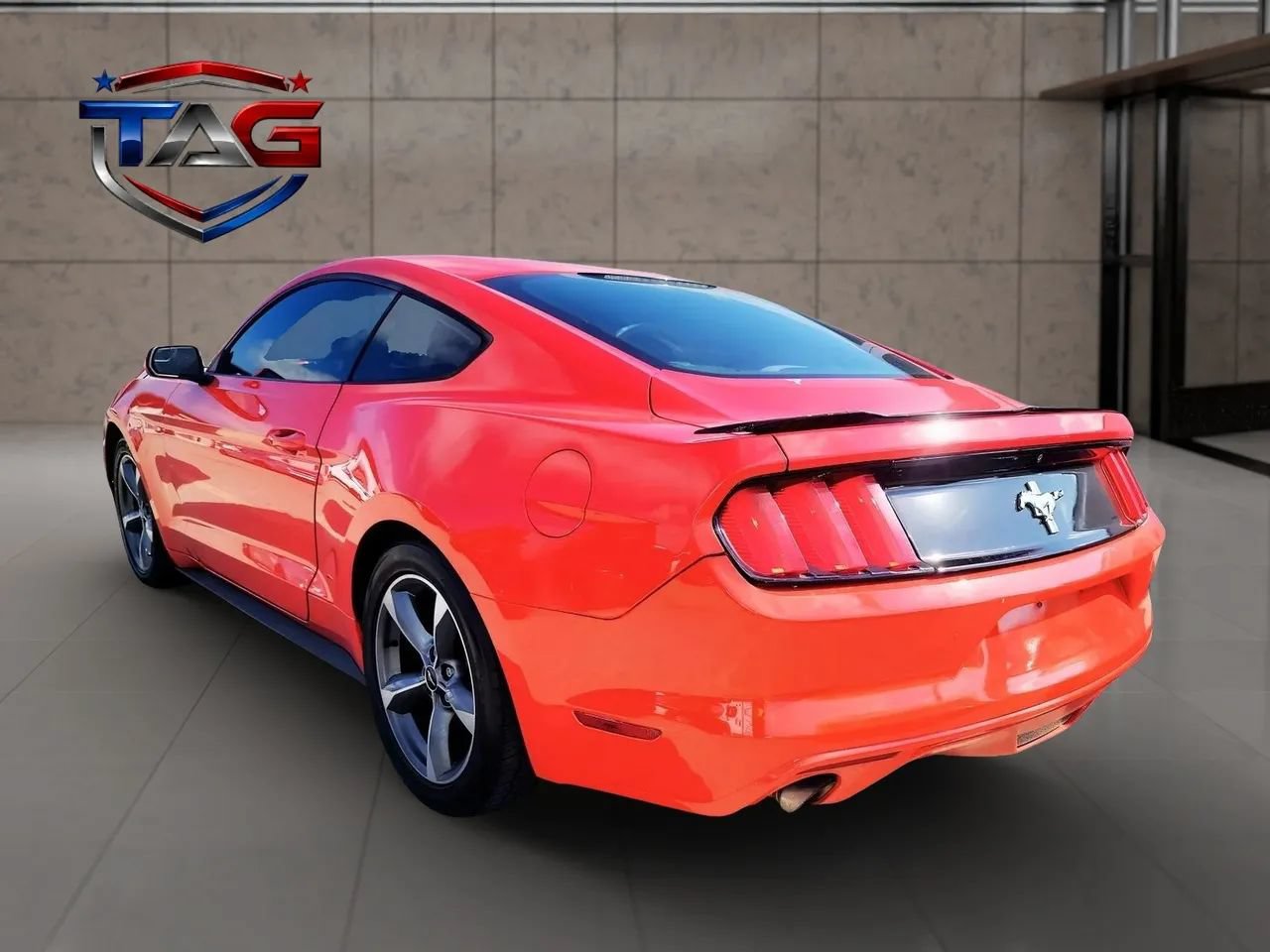 Used 2015 Ford Mustang Coupe w/ Equipment Group 051A RWD image 2