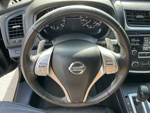 Used 2016 Nissan Altima 2.5 SR FWD image 24