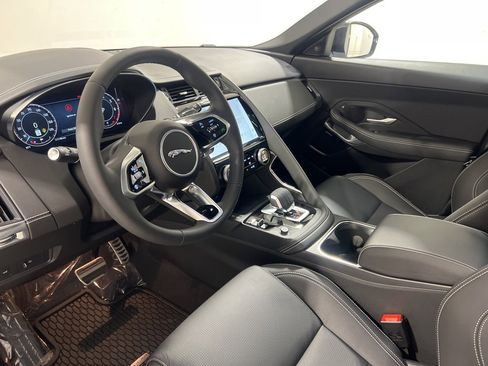 New 2024 Jaguar E-PACE R-Dynamic SE image 10